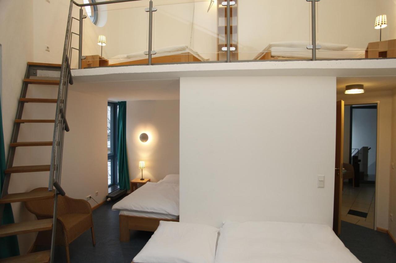 Готель Alanus Gastehaus Alfter Екстер'єр фото
